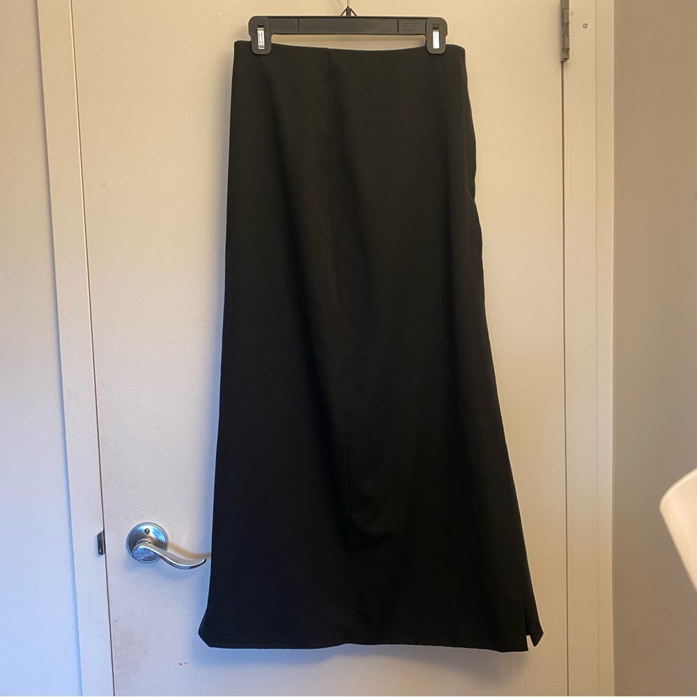 Commense Elegant Black Maxi Skirt